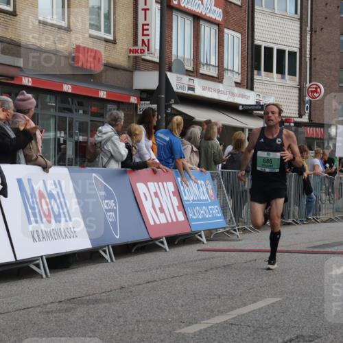 15.09.2024 - PSD Bank Halbmarathon Michael Strokosch http://msf.ph/oto/7055462 15.09.2024 11:31:14 Ziel 435, 686, 1083, 2675 meine-sportfotos.de