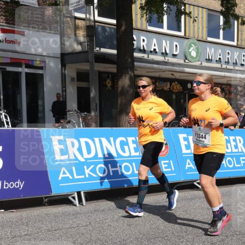 15.09.2024 - PSD Bank Halbmarathon Michael Strokosch http://msf.ph/oto/7055465 15.09.2024 12:41:52 Ziel 2276, 3343, 3344, 3412 meine-sportfotos.de