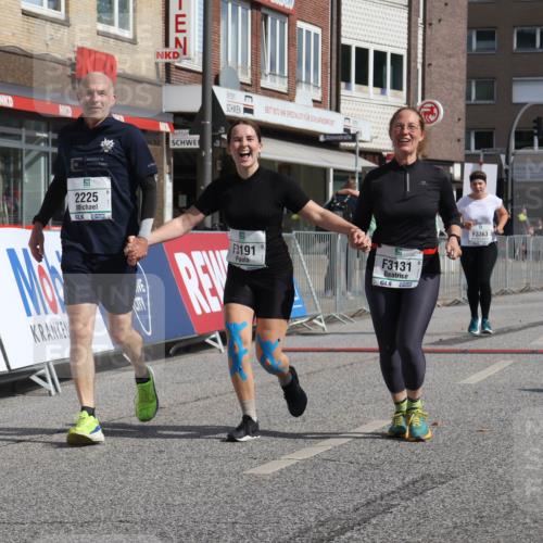 15.09.2024 - PSD Bank Halbmarathon Michael Strokosch http://msf.ph/oto/7055511 15.09.2024 12:42:04 Ziel 2225, 3131, 3191, 3363 meine-sportfotos.de