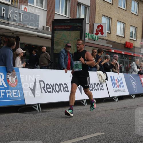15.09.2024 - PSD Bank Halbmarathon Michael Strokosch http://msf.ph/oto/7055514 15.09.2024 11:31:22 Ziel 435, 686, 1083, 2675 meine-sportfotos.de