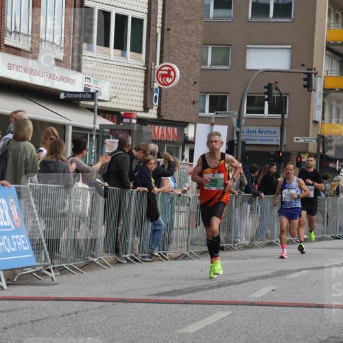 15.09.2024 - PSD Bank Halbmarathon Michael Strokosch http://msf.ph/oto/7055524 15.09.2024 11:31:35 Ziel 695, 1402, 1432 meine-sportfotos.de