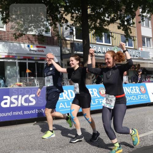 15.09.2024 - PSD Bank Halbmarathon Michael Strokosch http://msf.ph/oto/7055539 15.09.2024 12:42:08 Ziel 2225, 3131, 3191, 3363 meine-sportfotos.de
