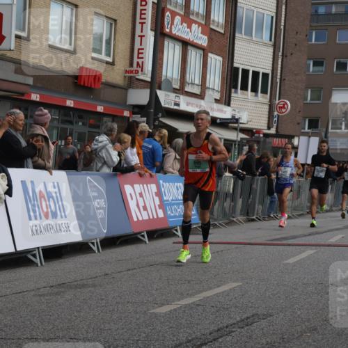 15.09.2024 - PSD Bank Halbmarathon Michael Strokosch http://msf.ph/oto/7055544 15.09.2024 11:31:38 Ziel 695, 1345, 1402, 1432 meine-sportfotos.de