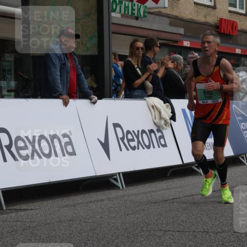 15.09.2024 - PSD Bank Halbmarathon Michael Strokosch http://msf.ph/oto/7055552 15.09.2024 11:31:39 Ziel 695, 1345, 1402, 1432 meine-sportfotos.de