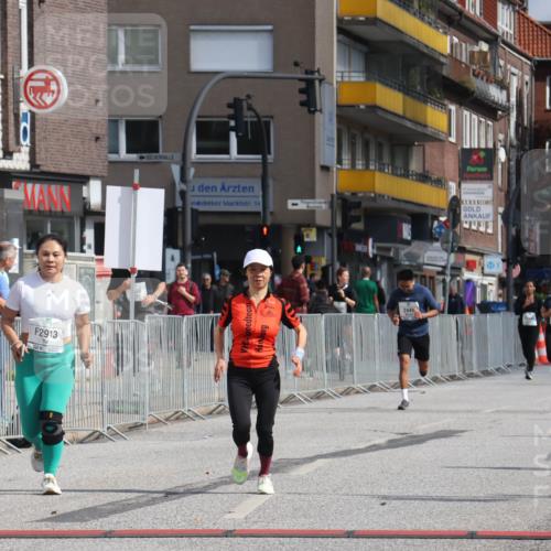 15.09.2024 - PSD Bank Halbmarathon Michael Strokosch http://msf.ph/oto/7055561 15.09.2024 12:42:15 Ziel 2913, 2966, 3131, 3191, 3363 meine-sportfotos.de