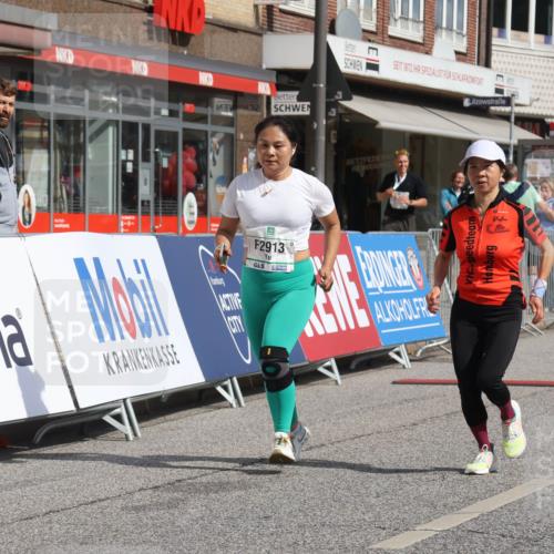 15.09.2024 - PSD Bank Halbmarathon Michael Strokosch http://msf.ph/oto/7055575 15.09.2024 12:42:19 Ziel 2449, 2913, 2966, 3363 meine-sportfotos.de