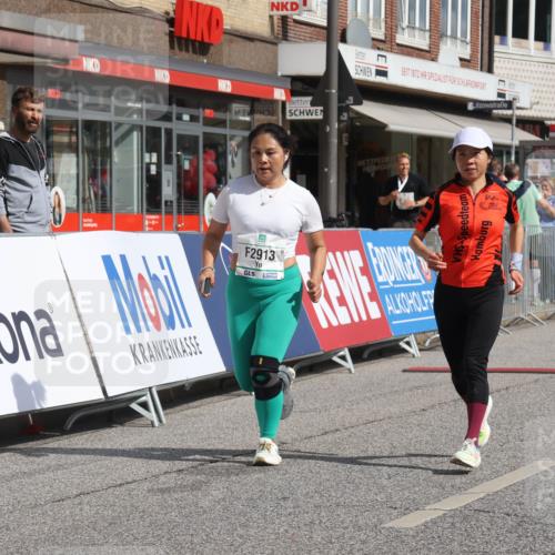 15.09.2024 - PSD Bank Halbmarathon Michael Strokosch http://msf.ph/oto/7055577 15.09.2024 12:42:19 Ziel 2449, 2913, 2966, 3363 meine-sportfotos.de