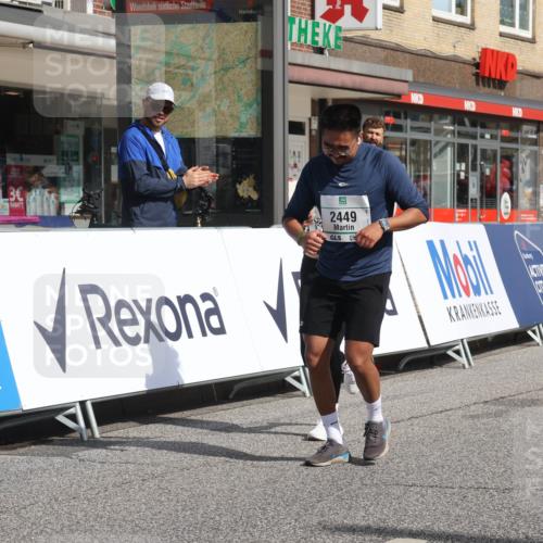 15.09.2024 - PSD Bank Halbmarathon Michael Strokosch http://msf.ph/oto/7055633 15.09.2024 12:42:30 Ziel 2273, 2449, 2913, 2966, 3278, 3400 meine-sportfotos.de