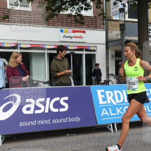 15.09.2024 - PSD Bank Halbmarathon Michael Strokosch http://msf.ph/oto/7055662 15.09.2024 11:32:02 Ziel 698, 734, 804, 900, 1030, 1088, 1131, 1428, 1465, 2473, 2685 meine-sportfotos.de