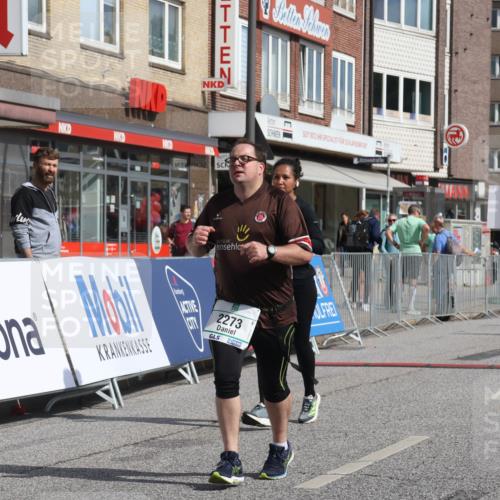 15.09.2024 - PSD Bank Halbmarathon Michael Strokosch http://msf.ph/oto/7055665 15.09.2024 12:42:35 Ziel 2273, 2449, 3242, 3278, 3321, 3400 meine-sportfotos.de