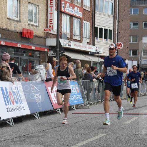 15.09.2024 - PSD Bank Halbmarathon Michael Strokosch http://msf.ph/oto/7055674 15.09.2024 11:32:04 Ziel 698, 734, 804, 900, 1030, 1088, 1131, 1465, 2473, 2685, 2688 meine-sportfotos.de