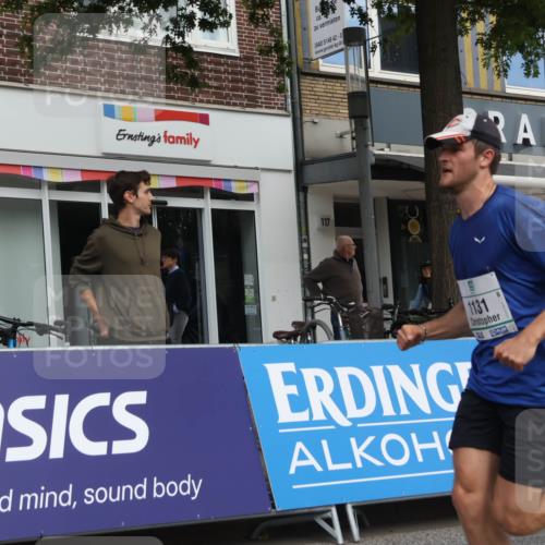 15.09.2024 - PSD Bank Halbmarathon Michael Strokosch http://msf.ph/oto/7055690 15.09.2024 11:32:07 Ziel 698, 734, 804, 900, 1131, 1465, 2473, 2685, 2688 meine-sportfotos.de
