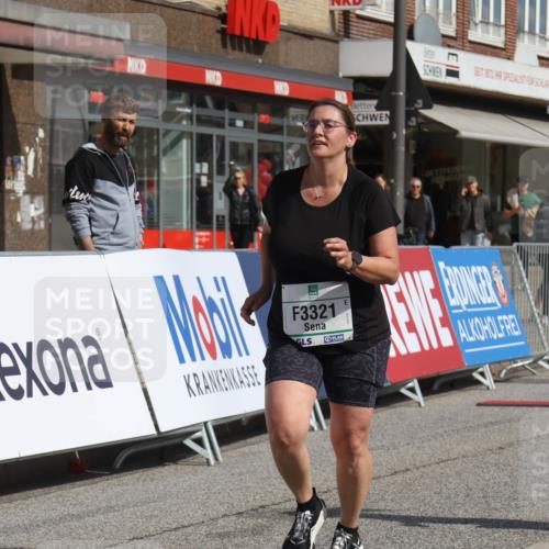 15.09.2024 - PSD Bank Halbmarathon Michael Strokosch http://msf.ph/oto/7055701 15.09.2024 12:42:42 Ziel 2273, 3242, 3321, 3400 meine-sportfotos.de