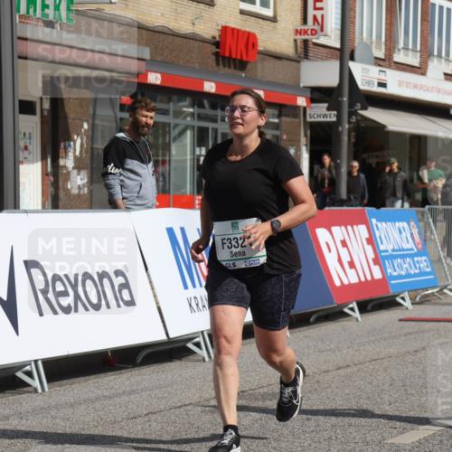 15.09.2024 - PSD Bank Halbmarathon Michael Strokosch http://msf.ph/oto/7055703 15.09.2024 12:42:42 Ziel 2273, 3242, 3321, 3400 meine-sportfotos.de