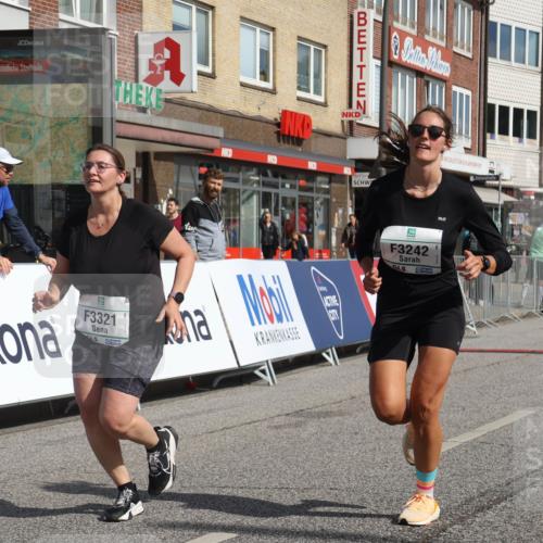 15.09.2024 - PSD Bank Halbmarathon Michael Strokosch http://msf.ph/oto/7055711 15.09.2024 12:42:43 Ziel 2273, 3242, 3321, 3400 meine-sportfotos.de