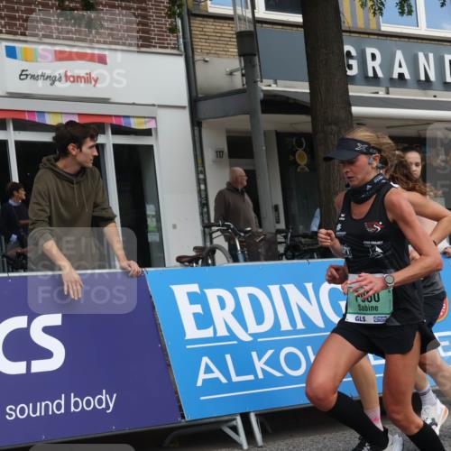 15.09.2024 - PSD Bank Halbmarathon Michael Strokosch http://msf.ph/oto/7055718 15.09.2024 11:32:12 Ziel 698, 734, 804, 900, 902, 911, 1121, 1131, 1465, 2473, 2685, 2688 meine-sportfotos.de