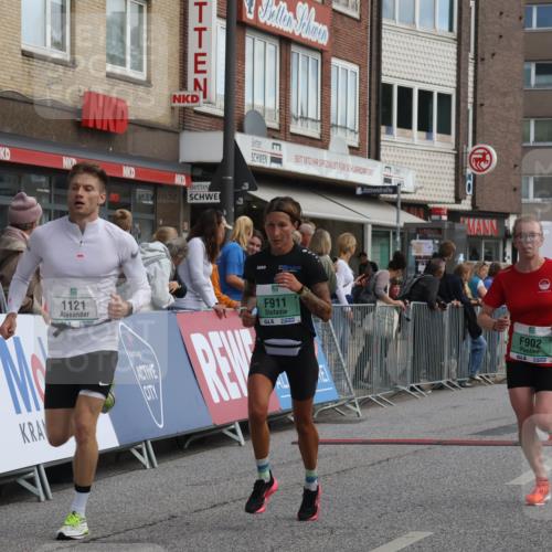 15.09.2024 - PSD Bank Halbmarathon Michael Strokosch http://msf.ph/oto/7055742 15.09.2024 11:32:19 Ziel 698, 804, 900, 902, 911, 1121, 2473, 2688 meine-sportfotos.de