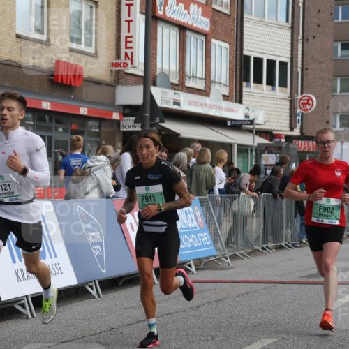 15.09.2024 - PSD Bank Halbmarathon Michael Strokosch http://msf.ph/oto/7055744 15.09.2024 11:32:19 Ziel 698, 804, 900, 902, 911, 1121, 2473, 2688 meine-sportfotos.de