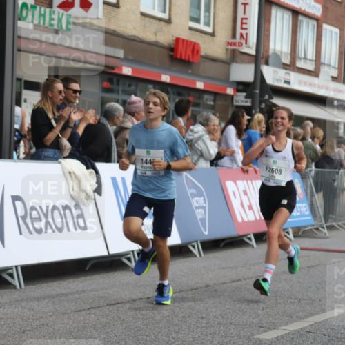 15.09.2024 - PSD Bank Halbmarathon Michael Strokosch http://msf.ph/oto/7055818 15.09.2024 11:32:33 Ziel 731, 936, 1135, 1141, 1447, 2478, 2608, 2649 meine-sportfotos.de