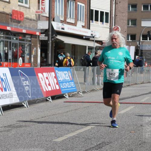 15.09.2024 - PSD Bank Halbmarathon Michael Strokosch http://msf.ph/oto/7055891 15.09.2024 12:44:30 Ziel 2452 meine-sportfotos.de
