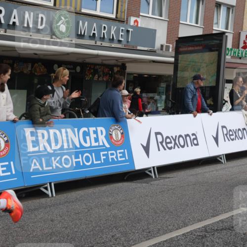 15.09.2024 - PSD Bank Halbmarathon Michael Strokosch http://msf.ph/oto/7055906 15.09.2024 11:32:49 Ziel 718, 762, 927, 936, 1055, 1059, 1084, 1122, 1127, 1141, 1164, 1176, 2649 meine-sportfotos.de