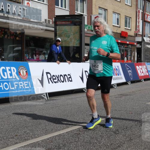 15.09.2024 - PSD Bank Halbmarathon Michael Strokosch http://msf.ph/oto/7055907 15.09.2024 12:44:32 Ziel 2452 meine-sportfotos.de