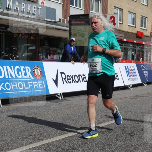 15.09.2024 - PSD Bank Halbmarathon Michael Strokosch http://msf.ph/oto/7055909 15.09.2024 12:44:32 Ziel 2452 meine-sportfotos.de