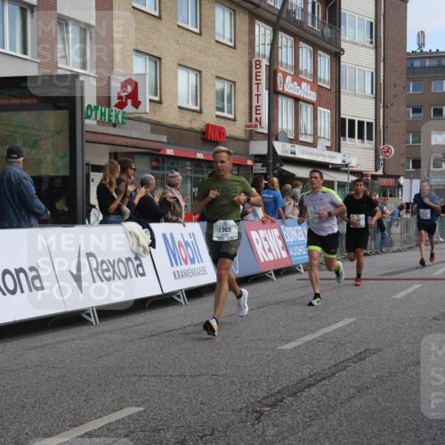 15.09.2024 - PSD Bank Halbmarathon Michael Strokosch http://msf.ph/oto/7055922 15.09.2024 11:32:53 Ziel 718, 762, 927, 1055, 1059, 1084, 1122, 1127, 1164, 1176 meine-sportfotos.de