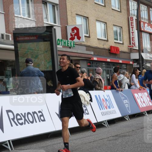15.09.2024 - PSD Bank Halbmarathon Michael Strokosch http://msf.ph/oto/7055934 15.09.2024 11:32:55 Ziel 718, 762, 927, 1055, 1059, 1084, 1122, 1127, 1164, 1176 meine-sportfotos.de