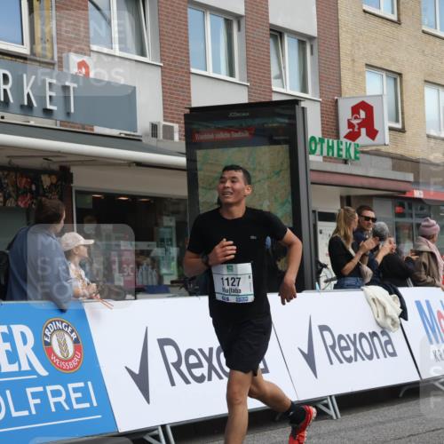 15.09.2024 - PSD Bank Halbmarathon Michael Strokosch http://msf.ph/oto/7055936 15.09.2024 11:32:56 Ziel 718, 762, 927, 1055, 1059, 1084, 1122, 1127, 1164, 1176 meine-sportfotos.de