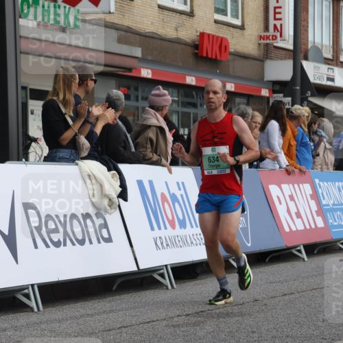 15.09.2024 - PSD Bank Halbmarathon Michael Strokosch http://msf.ph/oto/7055982 15.09.2024 11:33:10 Ziel 634, 921, 1580 meine-sportfotos.de