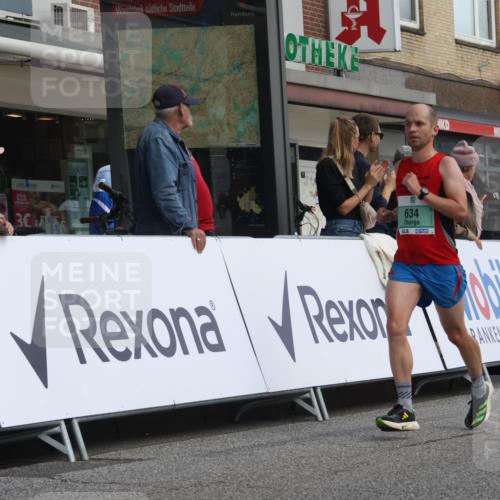 15.09.2024 - PSD Bank Halbmarathon Michael Strokosch http://msf.ph/oto/7055986 15.09.2024 11:33:10 Ziel 634, 921, 1580 meine-sportfotos.de