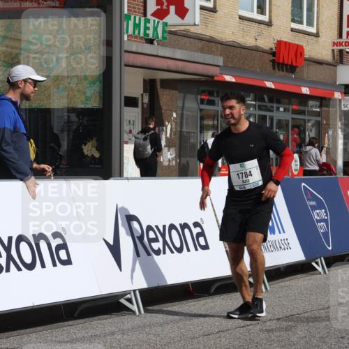 15.09.2024 - PSD Bank Halbmarathon Michael Strokosch http://msf.ph/oto/7055993 15.09.2024 12:45:54 Ziel 1784 meine-sportfotos.de