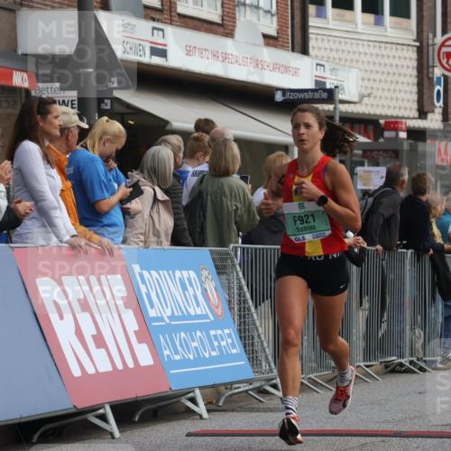 15.09.2024 - PSD Bank Halbmarathon Michael Strokosch http://msf.ph/oto/7055998 15.09.2024 11:33:14 Ziel 634, 921, 955, 1580, 2606 meine-sportfotos.de