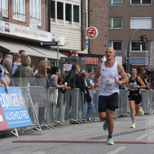 15.09.2024 - PSD Bank Halbmarathon Michael Strokosch http://msf.ph/oto/7056020 15.09.2024 11:33:18 Ziel 634, 745, 921, 930, 955, 2606, 2609 meine-sportfotos.de