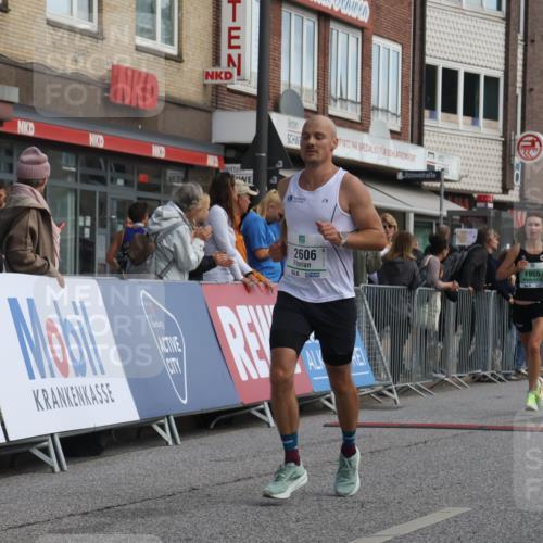 15.09.2024 - PSD Bank Halbmarathon Michael Strokosch http://msf.ph/oto/7056030 15.09.2024 11:33:19 Ziel 634, 745, 921, 930, 955, 2606, 2609 meine-sportfotos.de