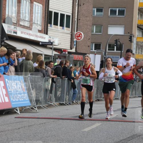 15.09.2024 - PSD Bank Halbmarathon Michael Strokosch http://msf.ph/oto/7056056 15.09.2024 11:33:23 Ziel 745, 921, 930, 955, 2606, 2609 meine-sportfotos.de