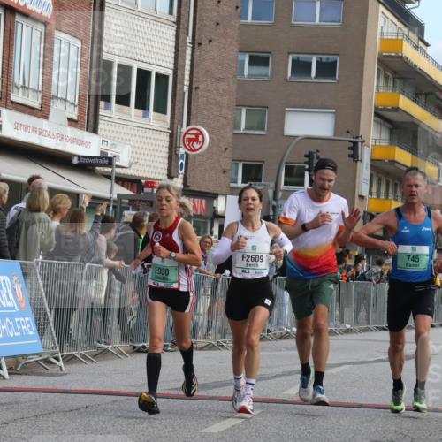 15.09.2024 - PSD Bank Halbmarathon Michael Strokosch http://msf.ph/oto/7056062 15.09.2024 11:33:24 Ziel 745, 921, 930, 955, 2606, 2609 meine-sportfotos.de