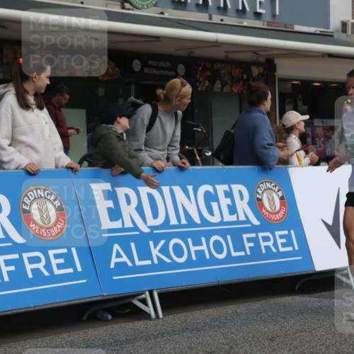 15.09.2024 - PSD Bank Halbmarathon Michael Strokosch http://msf.ph/oto/7056110 15.09.2024 11:33:38 Ziel 693, 745, 904, 1611, 2609 meine-sportfotos.de