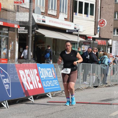 15.09.2024 - PSD Bank Halbmarathon Michael Strokosch http://msf.ph/oto/7056129 15.09.2024 12:46:23 Ziel 3241, 3421 meine-sportfotos.de