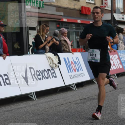 15.09.2024 - PSD Bank Halbmarathon Michael Strokosch http://msf.ph/oto/7056138 15.09.2024 11:33:42 Ziel 693, 904, 1429, 1514, 1611 meine-sportfotos.de