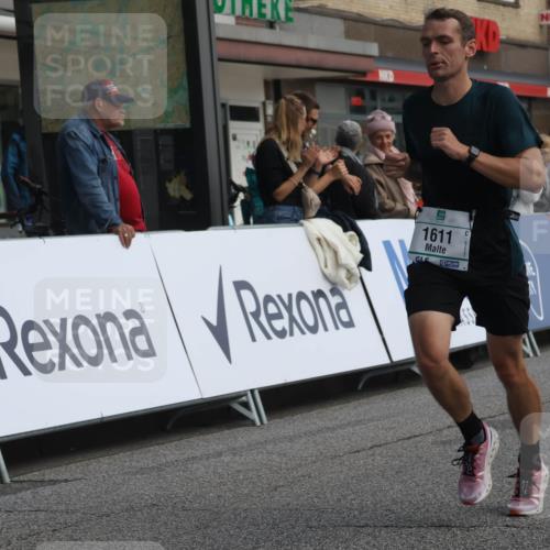 15.09.2024 - PSD Bank Halbmarathon Michael Strokosch http://msf.ph/oto/7056140 15.09.2024 11:33:43 Ziel 693, 904, 923, 1043, 1429, 1514, 1611 meine-sportfotos.de
