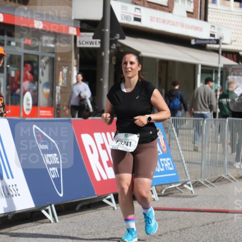 15.09.2024 - PSD Bank Halbmarathon Michael Strokosch http://msf.ph/oto/7056143 15.09.2024 12:46:24 Ziel 3241, 3421 meine-sportfotos.de