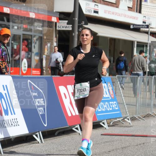 15.09.2024 - PSD Bank Halbmarathon Michael Strokosch http://msf.ph/oto/7056145 15.09.2024 12:46:25 Ziel 3241, 3421 meine-sportfotos.de
