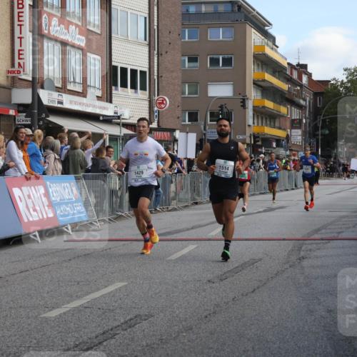 15.09.2024 - PSD Bank Halbmarathon Michael Strokosch http://msf.ph/oto/7056156 15.09.2024 11:33:46 Ziel 693, 743, 904, 923, 1043, 1429, 1514, 1611 meine-sportfotos.de