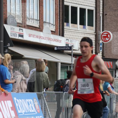 15.09.2024 - PSD Bank Halbmarathon Michael Strokosch http://msf.ph/oto/7056226 15.09.2024 11:34:00 Ziel 646, 743, 923, 946, 1043, 1396, 1460, 2467 meine-sportfotos.de