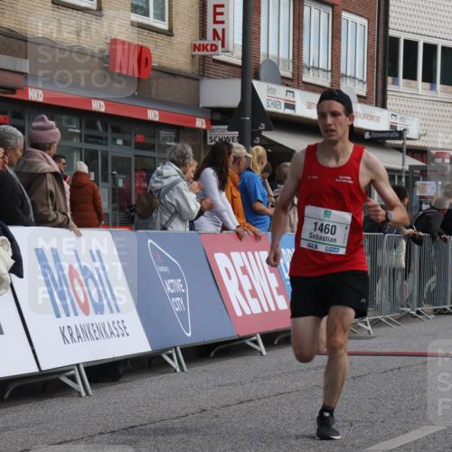 15.09.2024 - PSD Bank Halbmarathon Michael Strokosch http://msf.ph/oto/7056230 15.09.2024 11:34:01 Ziel 646, 743, 923, 946, 1043, 1396, 1460, 2467, 2617 meine-sportfotos.de