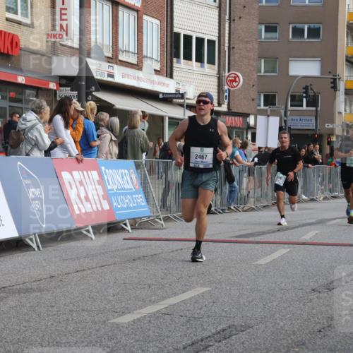 15.09.2024 - PSD Bank Halbmarathon Michael Strokosch http://msf.ph/oto/7056250 15.09.2024 11:34:04 Ziel 646, 713, 743, 946, 1214, 1396, 1460, 1802, 2467, 2617 meine-sportfotos.de