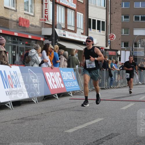 15.09.2024 - PSD Bank Halbmarathon Michael Strokosch http://msf.ph/oto/7056252 15.09.2024 11:34:05 Ziel 646, 713, 743, 946, 1214, 1396, 1460, 1802, 2467, 2617 meine-sportfotos.de