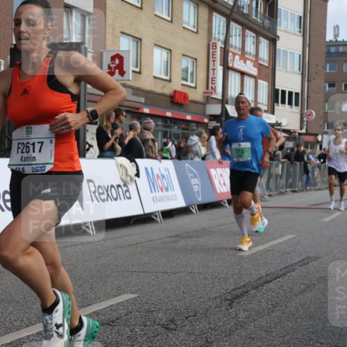 15.09.2024 - PSD Bank Halbmarathon Michael Strokosch http://msf.ph/oto/7056280 15.09.2024 11:34:10 Ziel 646, 713, 1214, 1396, 1460, 1802, 2467, 2617 meine-sportfotos.de